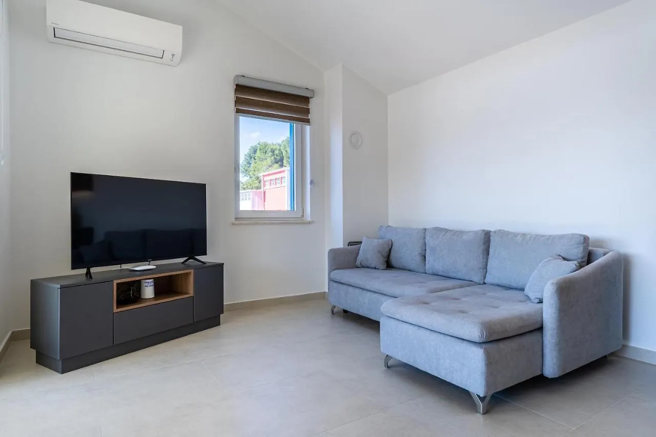 Breakaway Apartment Cres Croatia